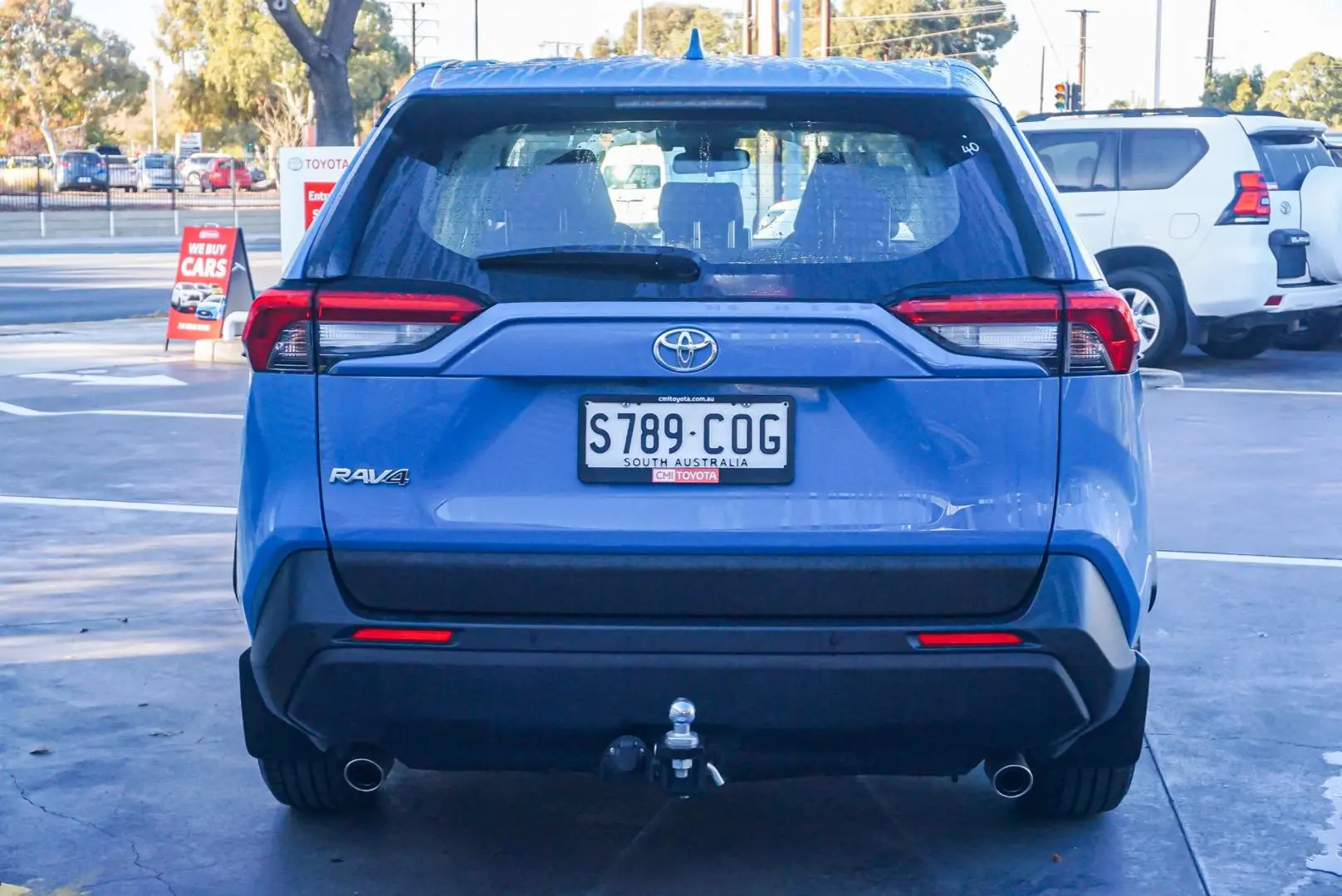 2022 Toyota RAV4 Gallery Image 6