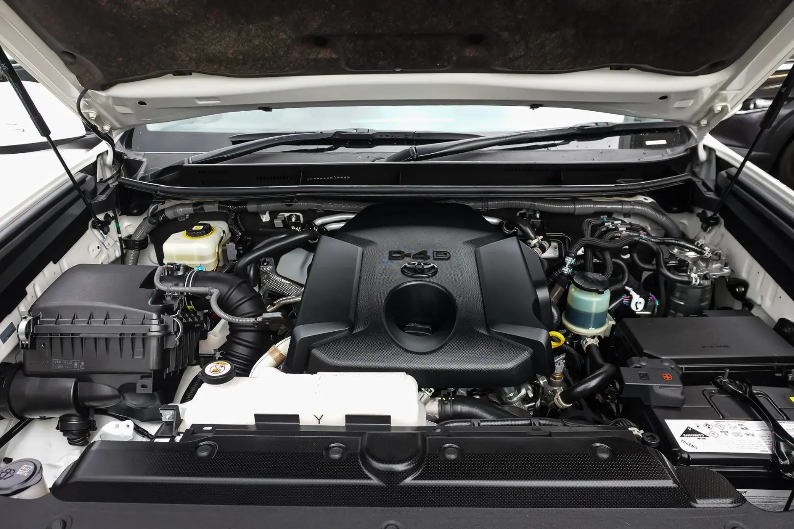 2021 Toyota Landcruiser Prado Gallery Image 25