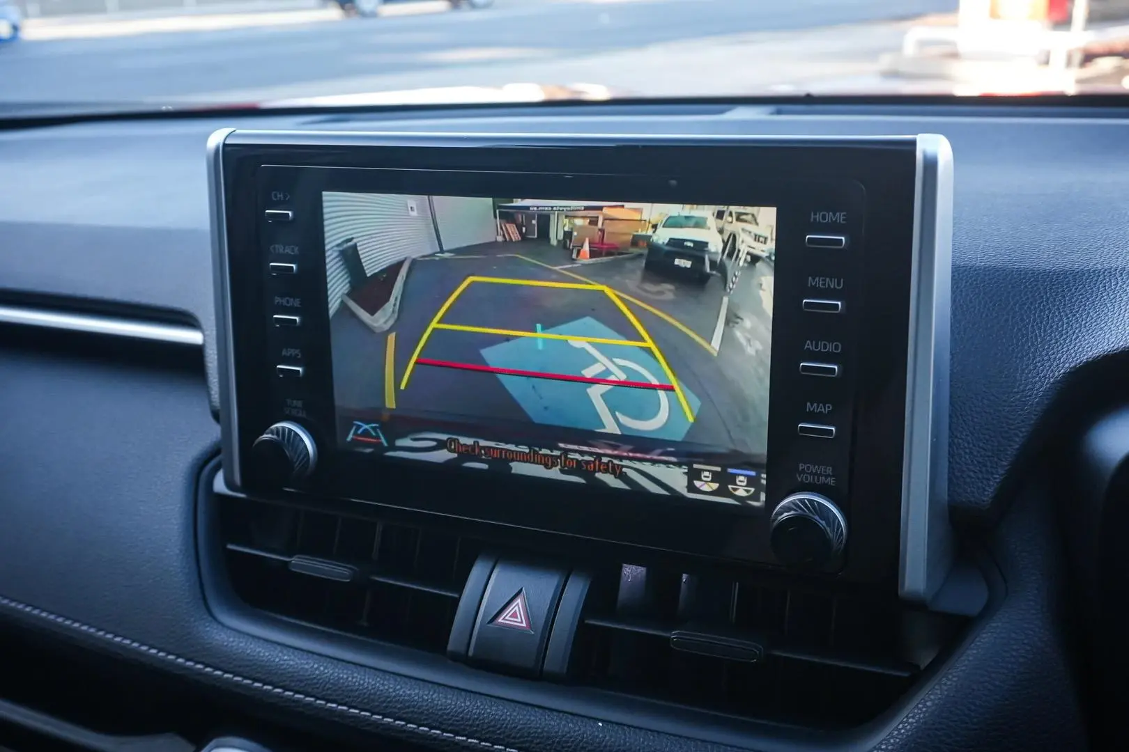 2022 Toyota RAV4 Gallery Image 23