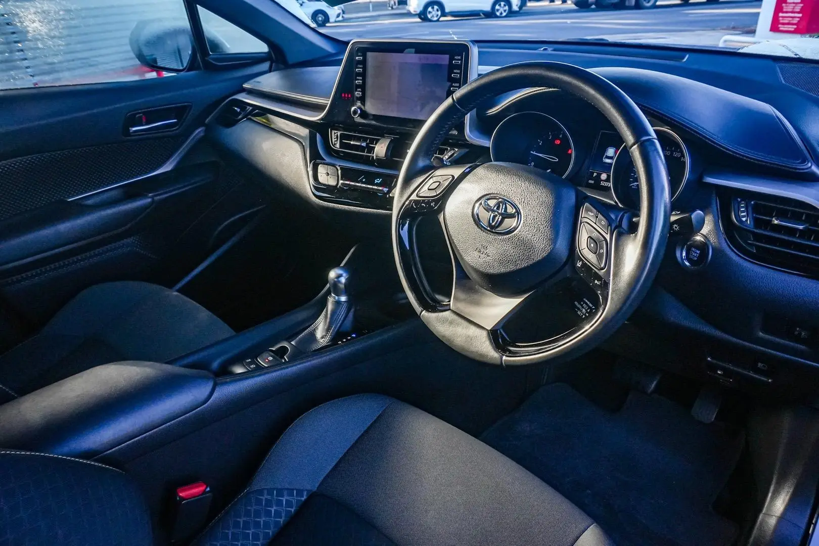 2023 Toyota C-HR Gallery Image 6