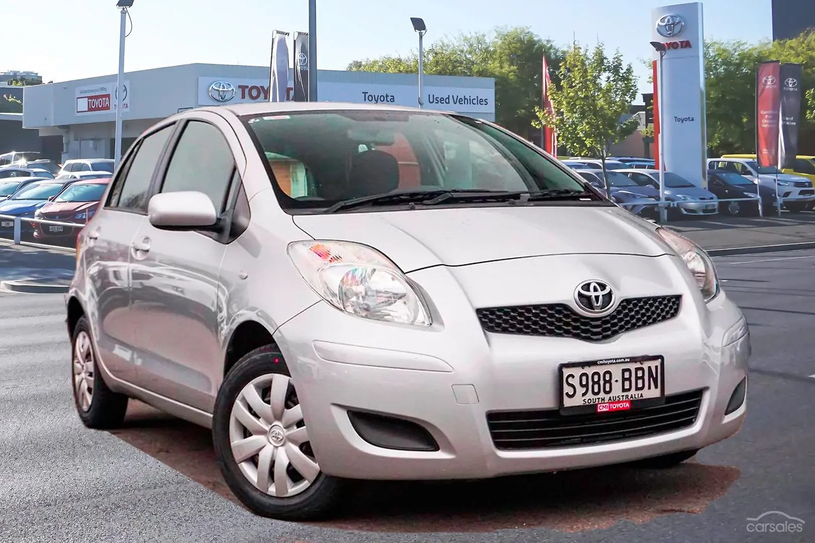 2010 Toyota Yaris Image 1