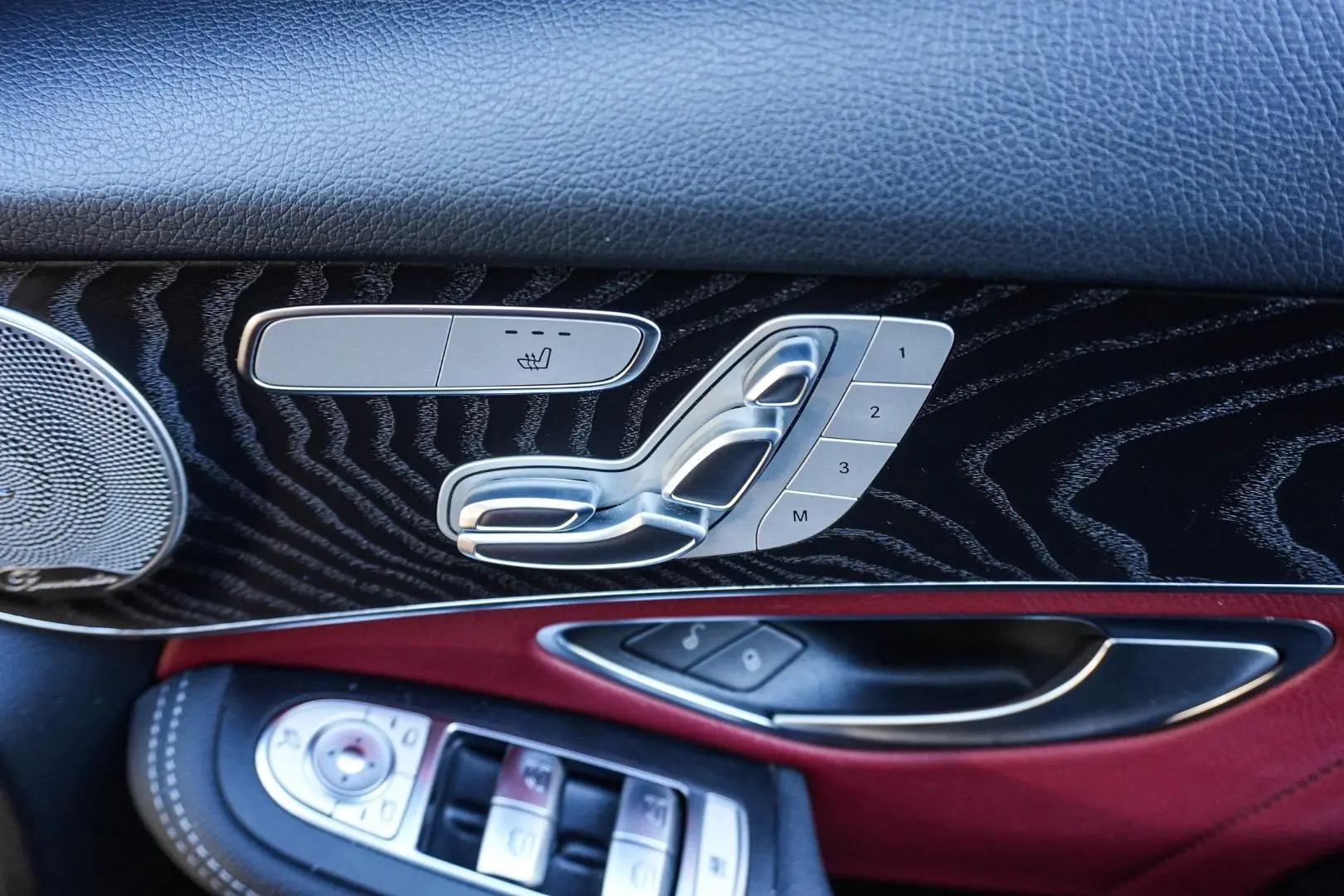 2021 Mercedes-Benz GLC-Class Gallery Image 18