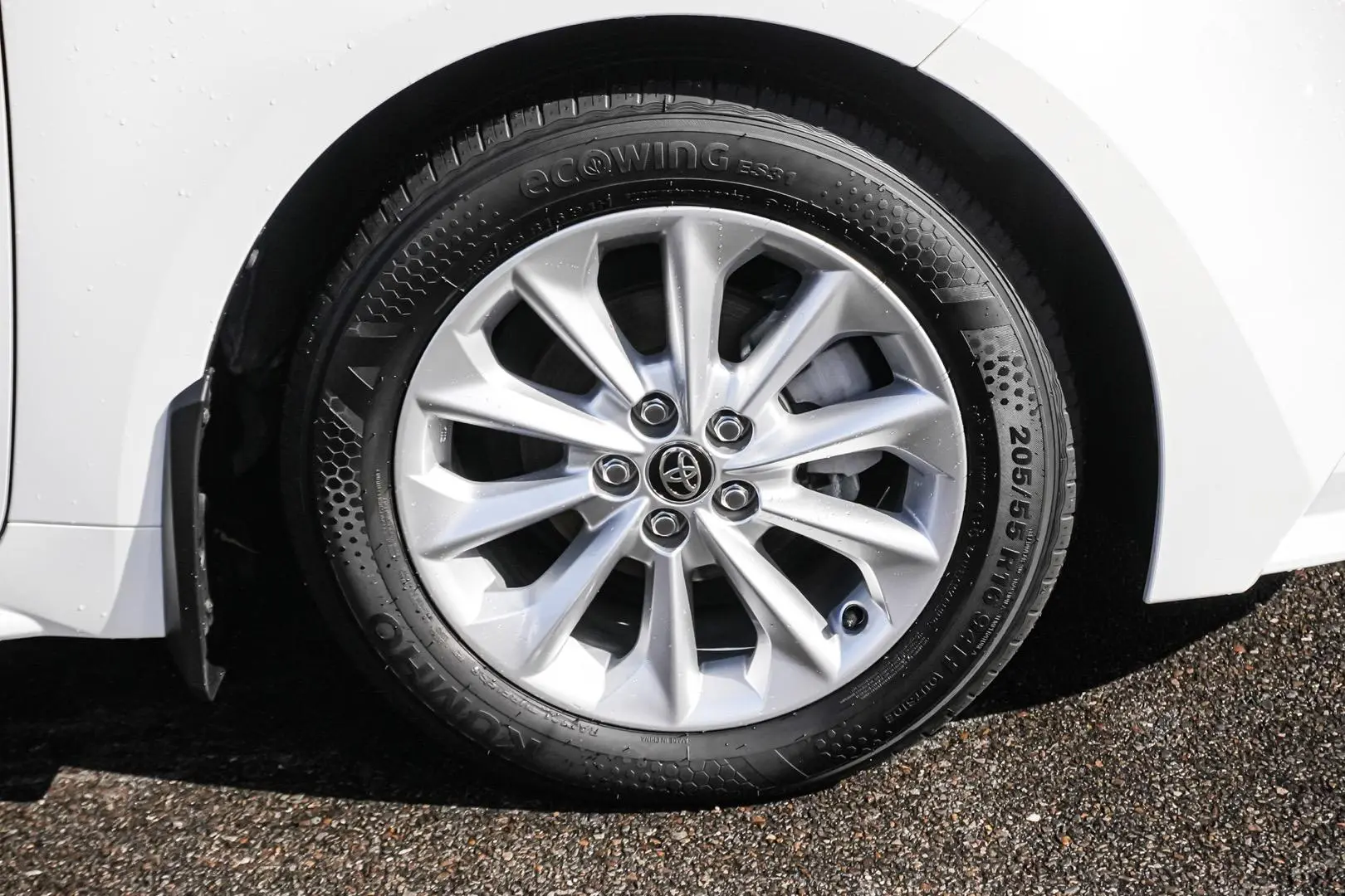 2021 Toyota Corolla Gallery Image 13