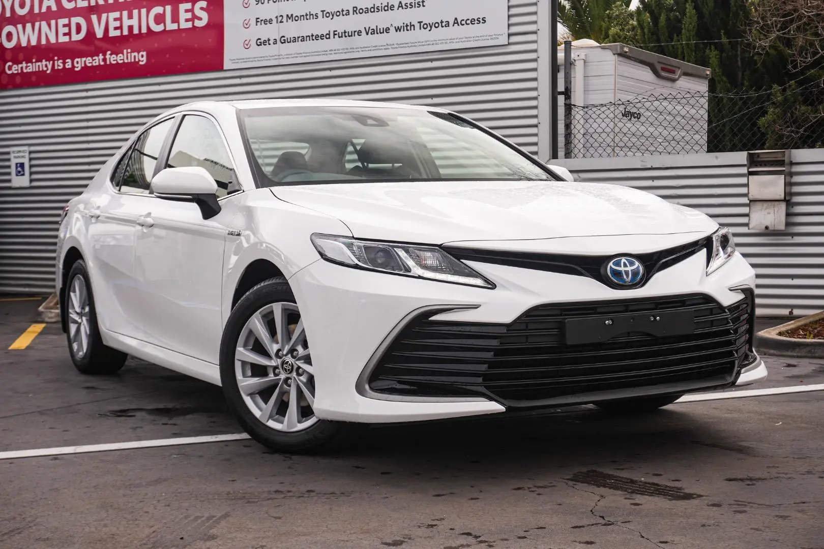 2023 Toyota Camry Gallery Image 2