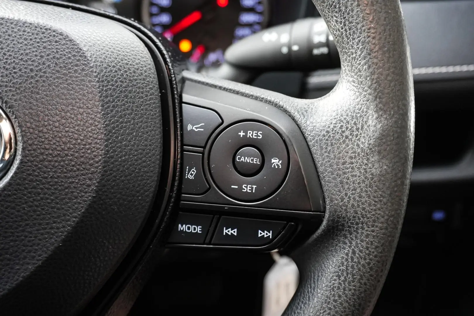 2019 Toyota RAV4 Gallery Image 20