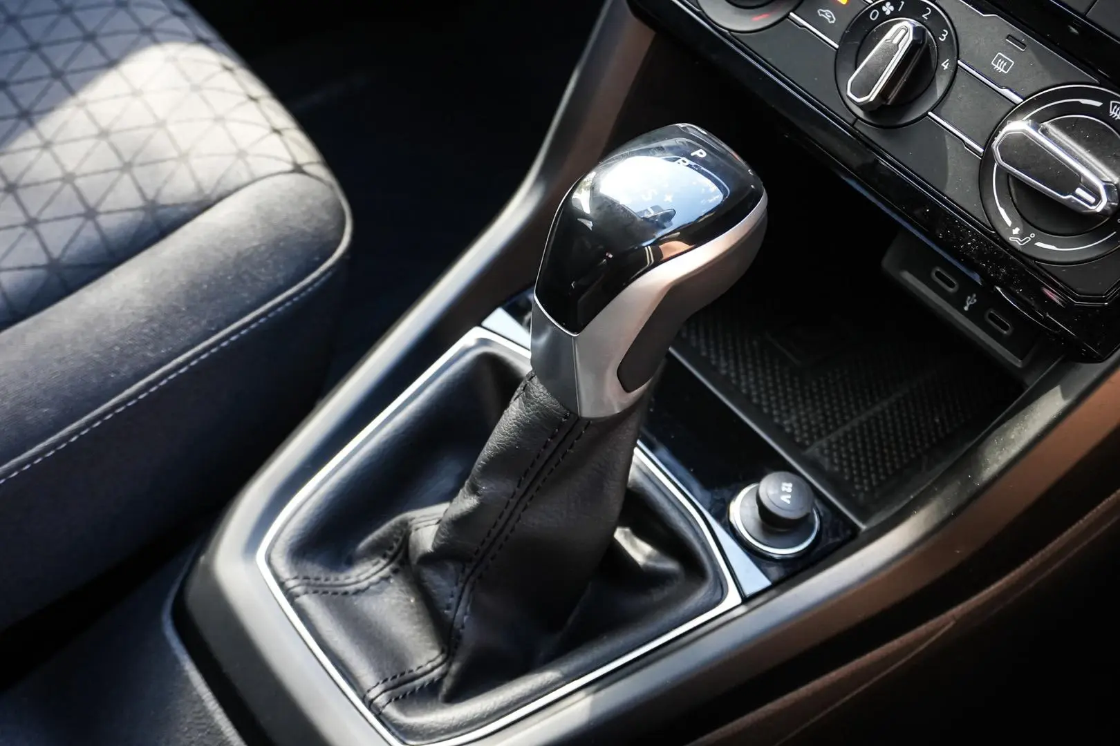 2022 Volkswagen T-Cross Gallery Image 16