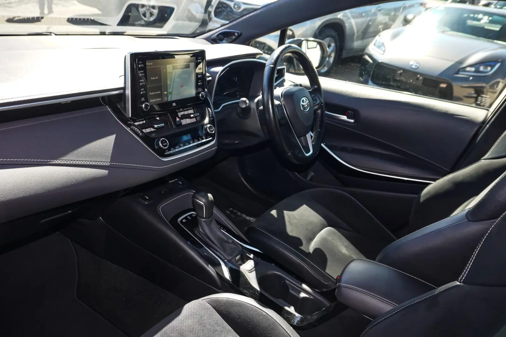 2020 Toyota Corolla Gallery Image 11