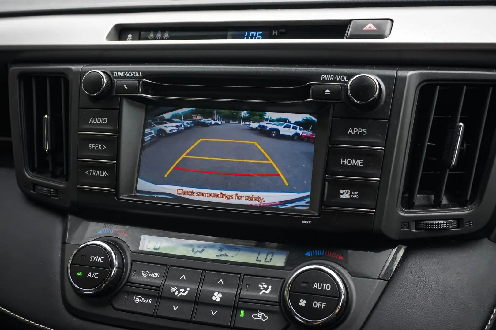 2018 Toyota RAV4 Gallery Image 21