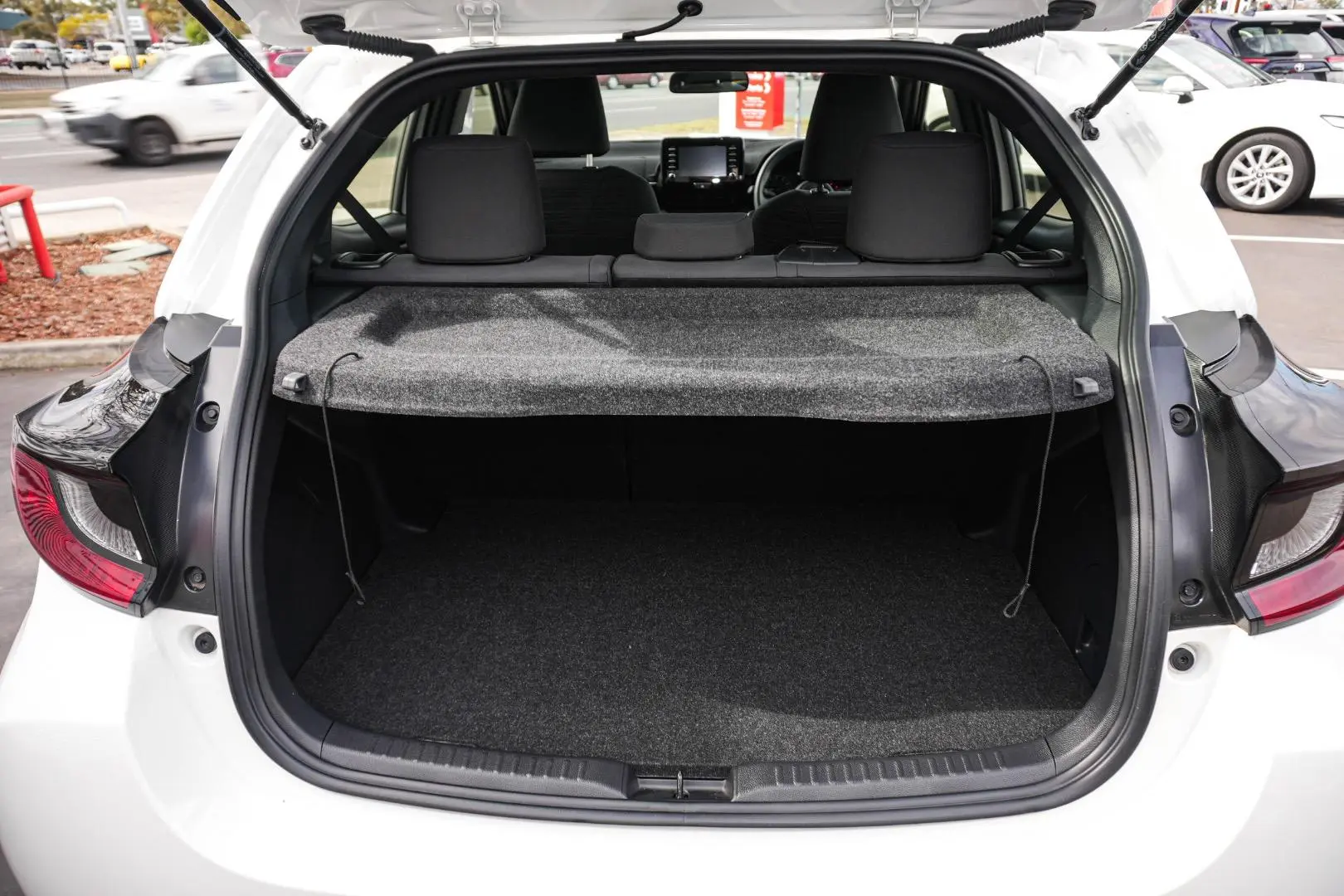 2023 Toyota Yaris Gallery Image 11