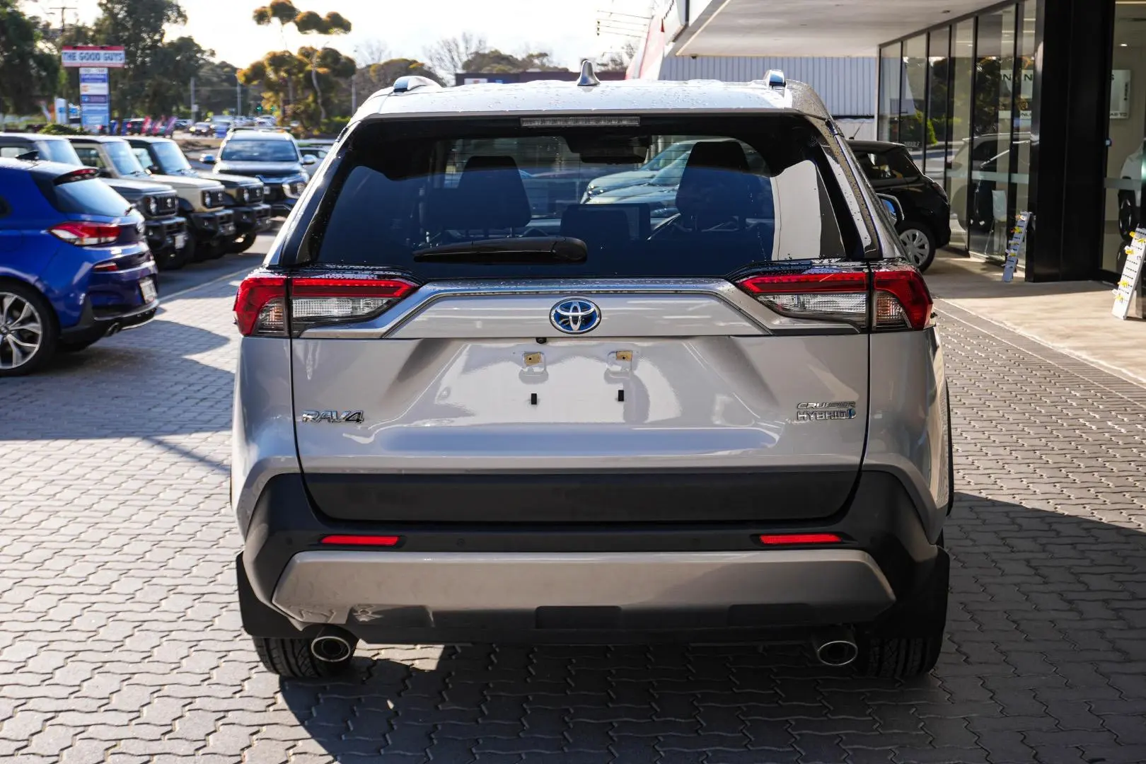 2023 Toyota RAV4 Gallery Image 6
