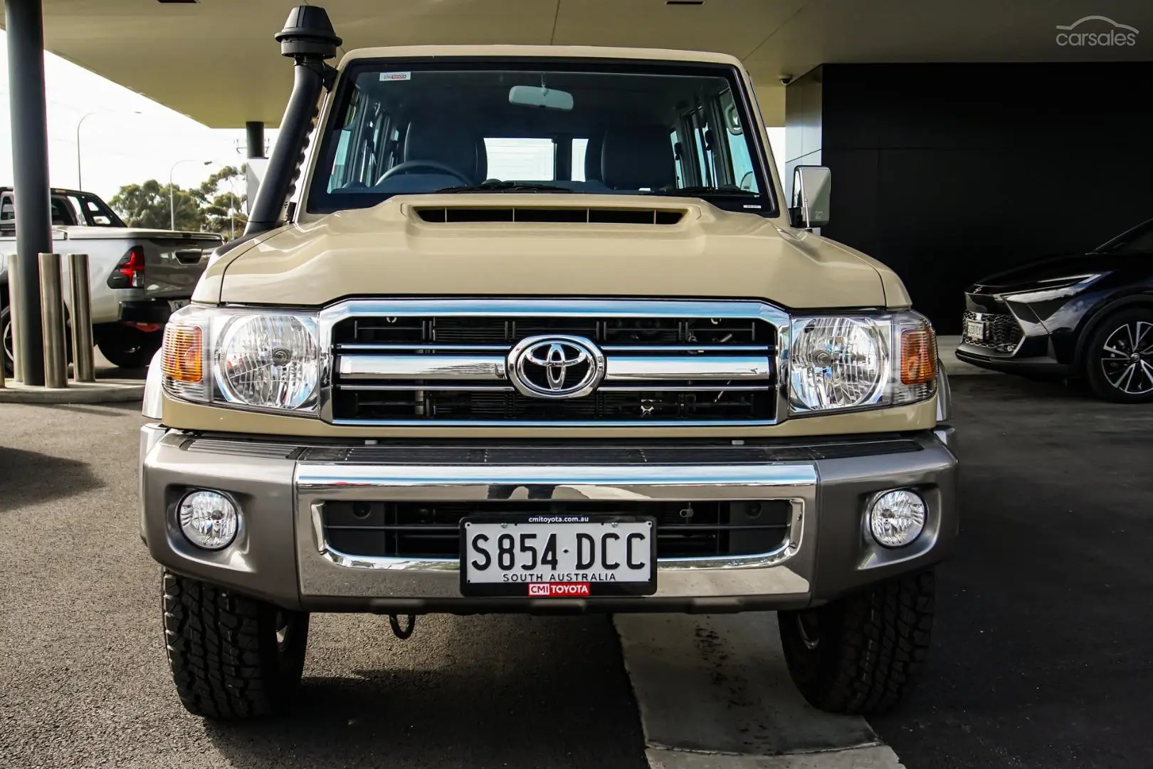 2022 Toyota Landcruiser Image 4