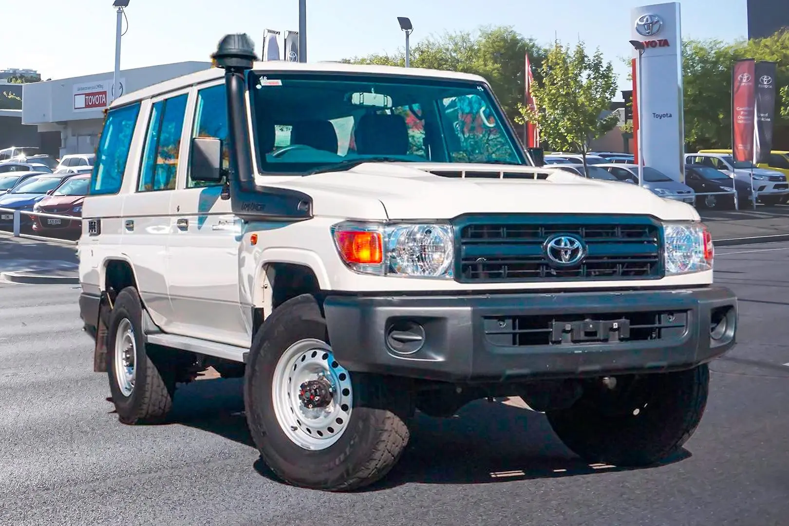 2021 Toyota Landcruiser Gallery Image 1