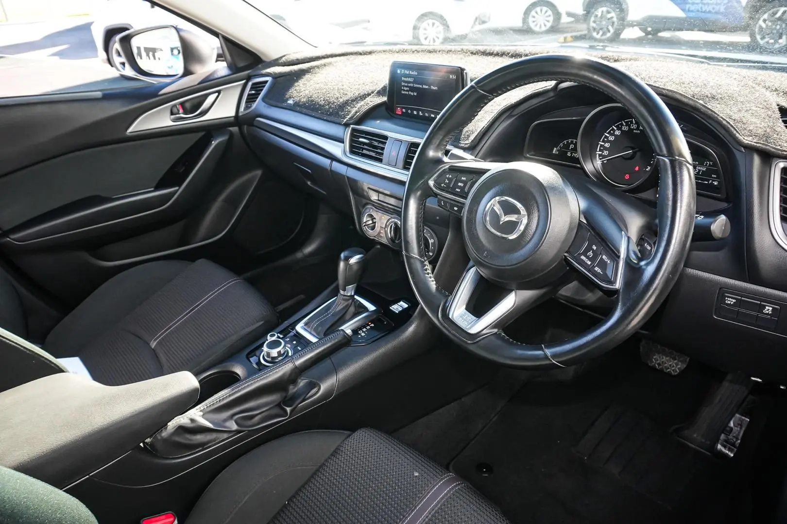 2017 Mazda 3 Gallery Image 7