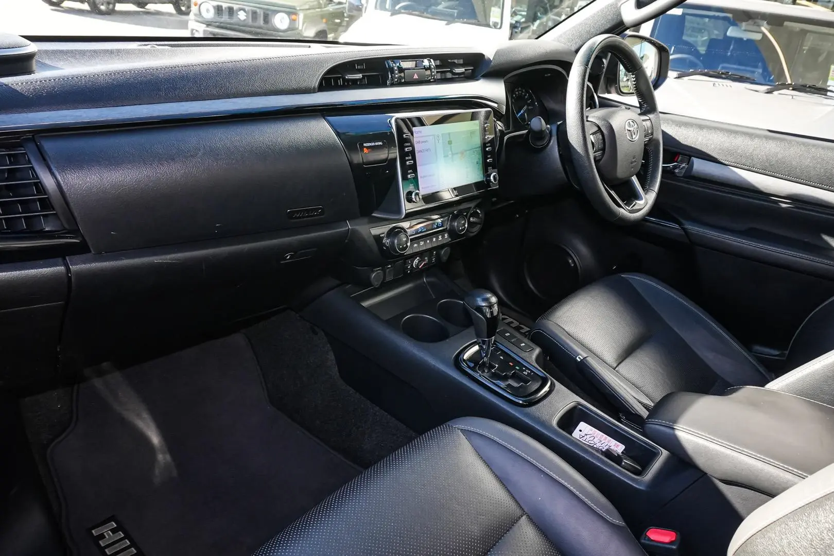 2022 Toyota Hilux Gallery Image 10