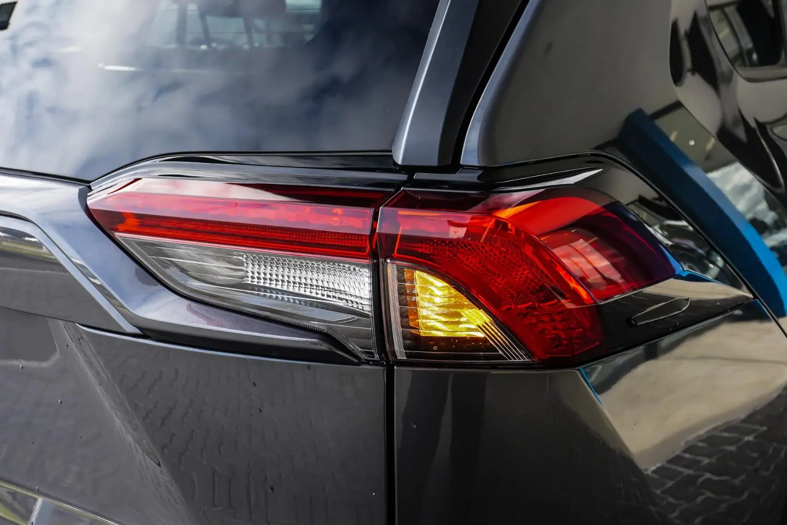 2024 Toyota RAV4 Gallery Image 13