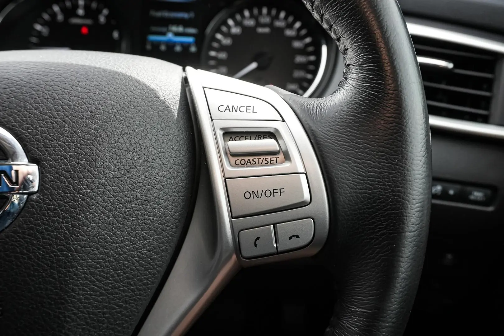 2017 Nissan X-TRAIL Gallery Image 21