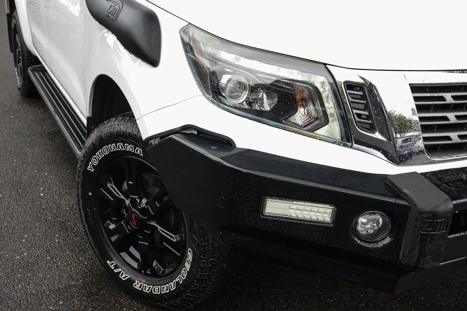 2019 Nissan Navara Gallery Image 11