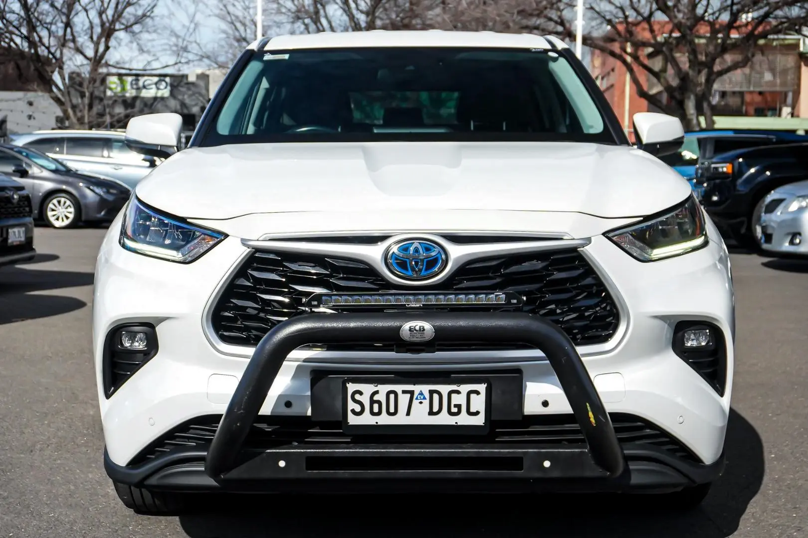 2021 Toyota Kluger Gallery Image 4