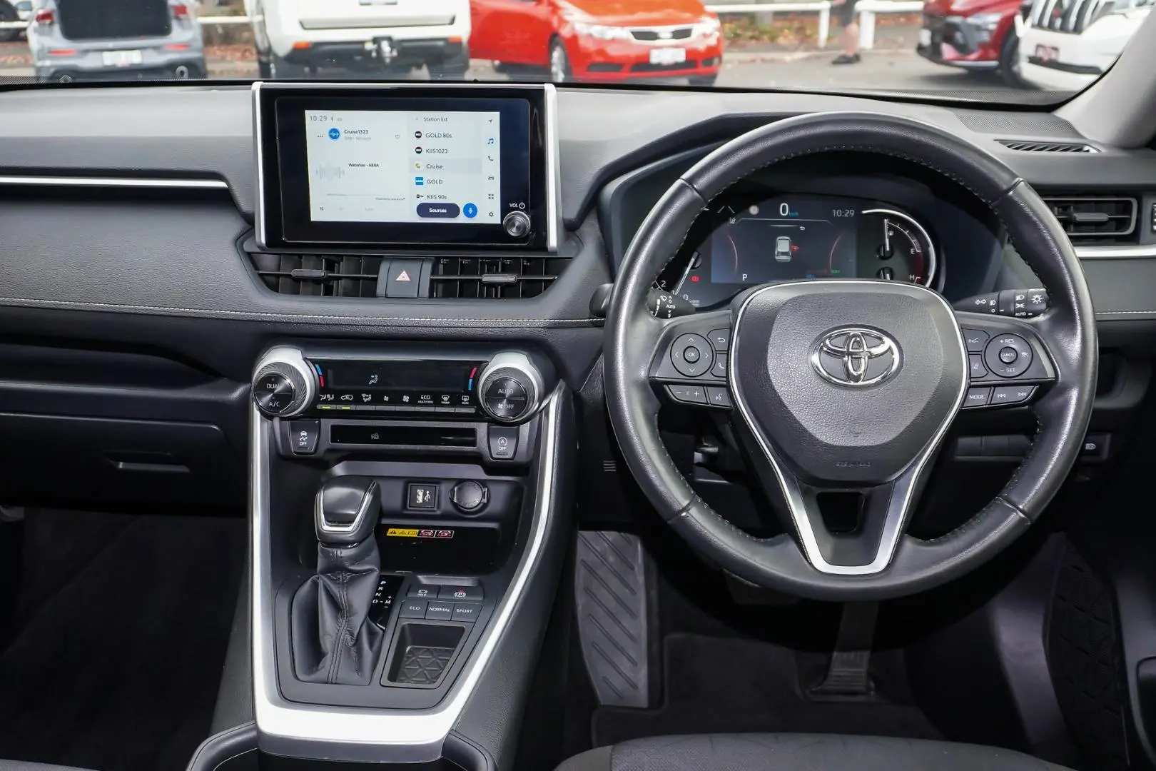 2024 Toyota RAV4 Gallery Image 9