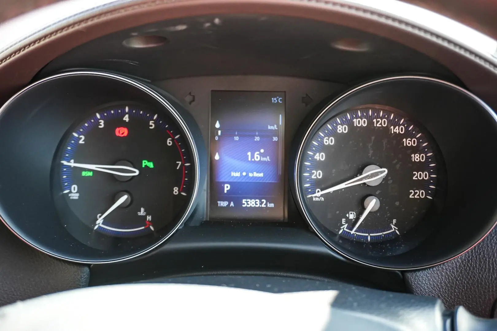2018 Toyota C-HR Gallery Image 14
