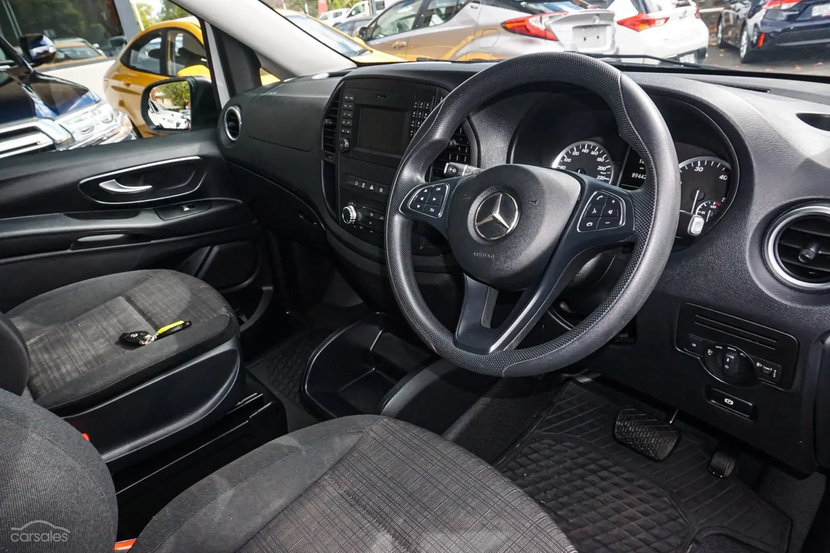 2020 Mercedes-Benz Vito Image 7
