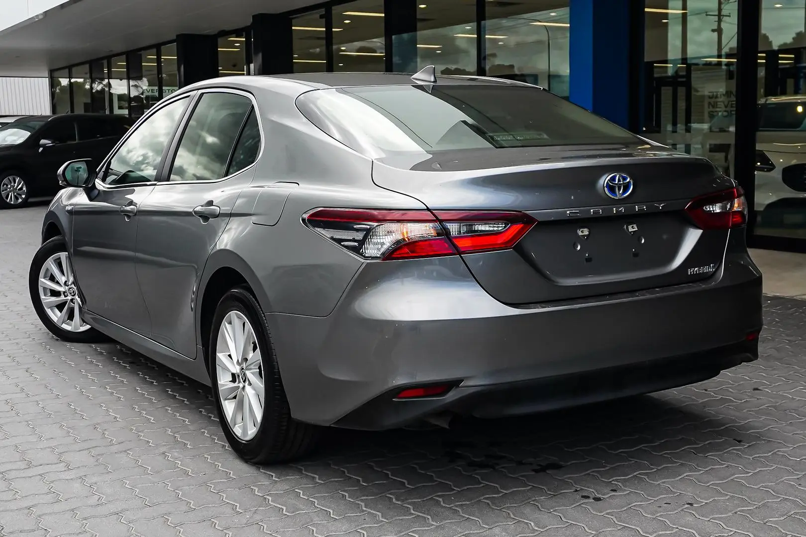 2023 Toyota Camry Gallery Image 3