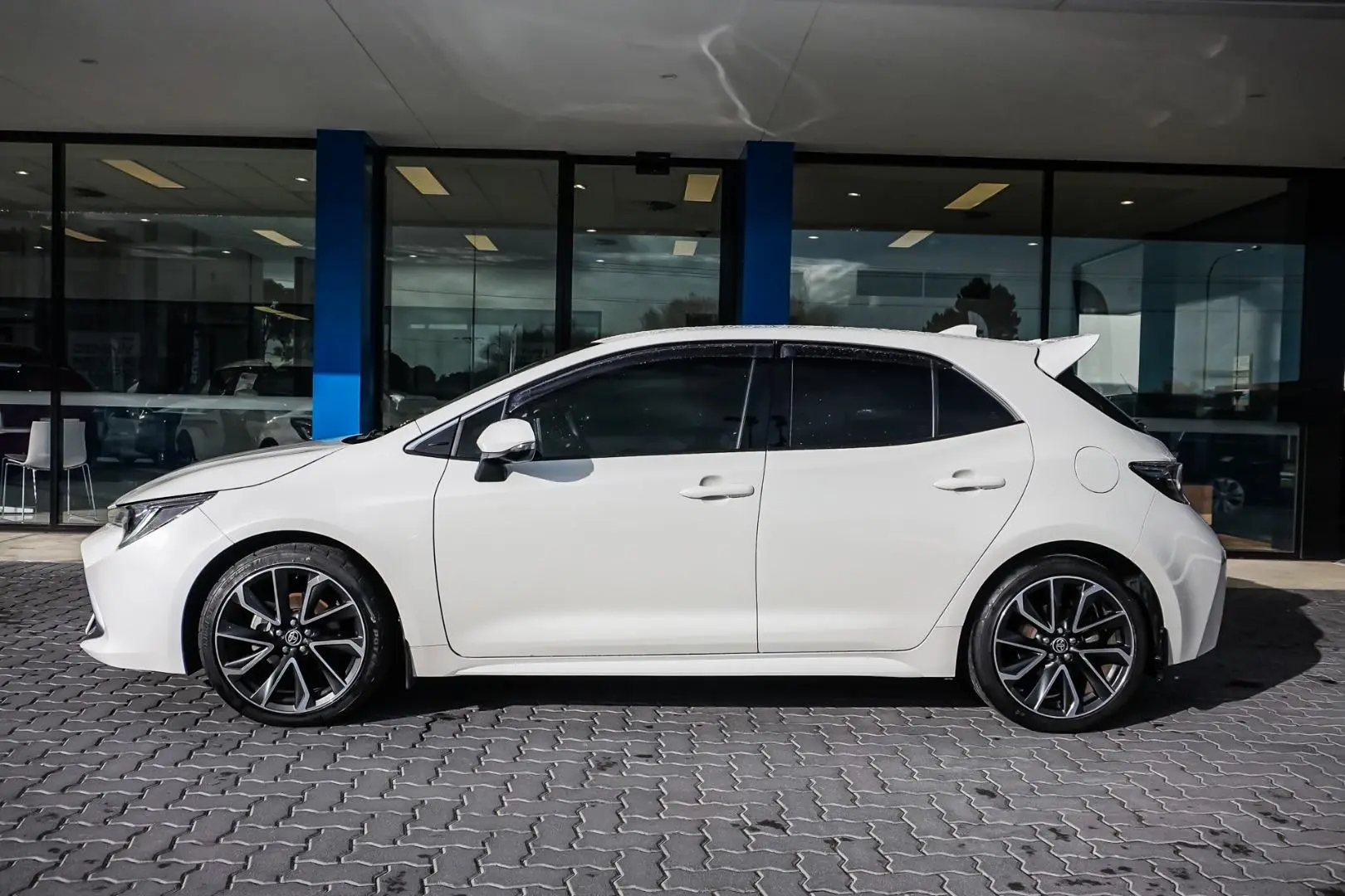 2019 Toyota Corolla Gallery Image 4