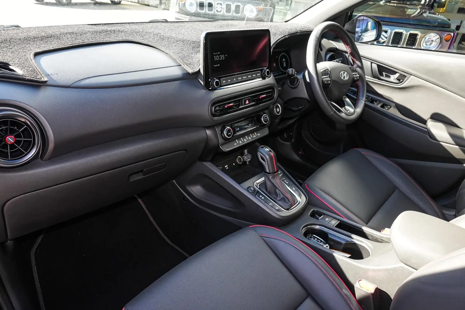 2023 Hyundai Kona Gallery Image 10