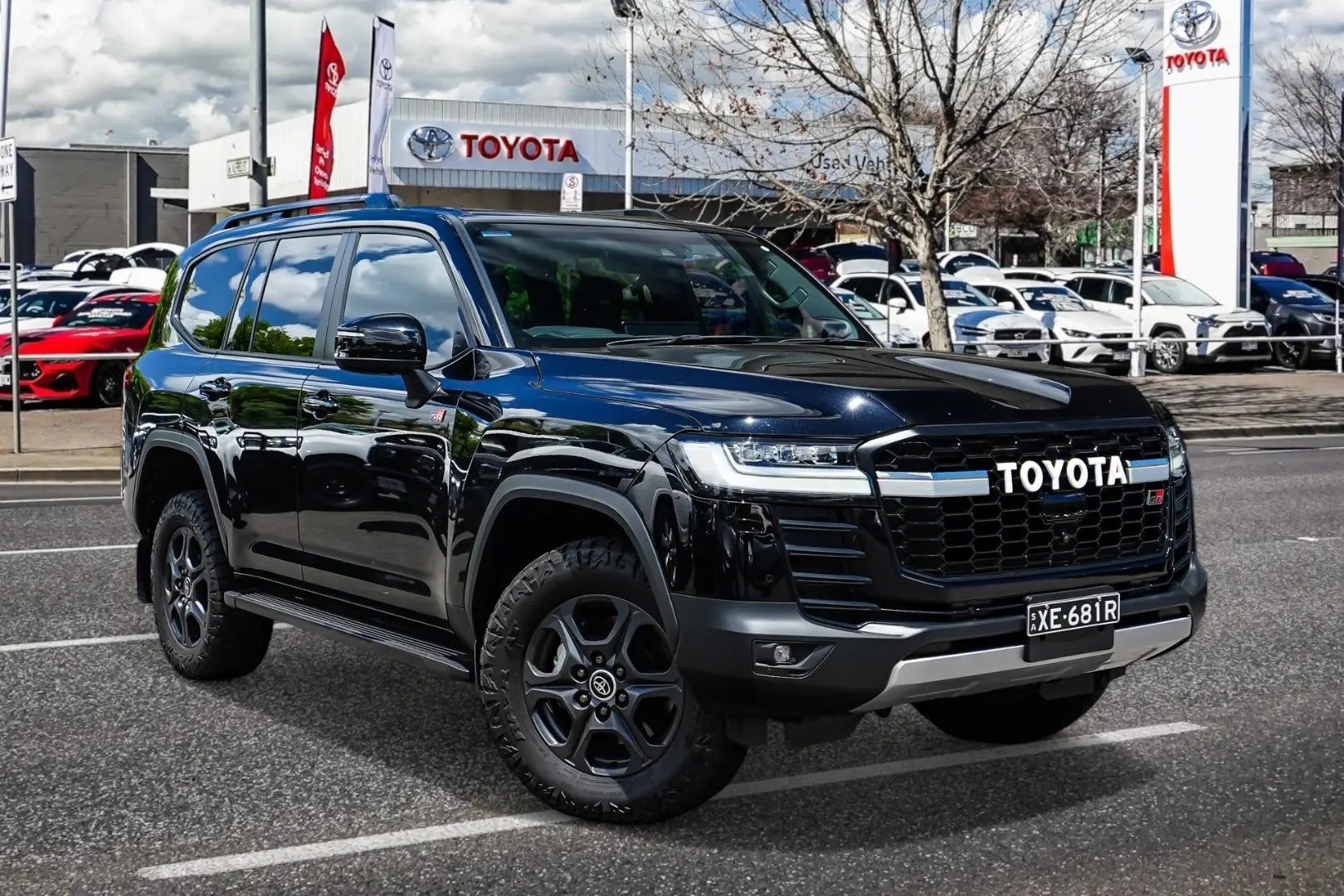 2024 Toyota Landcruiser Gallery Image 1