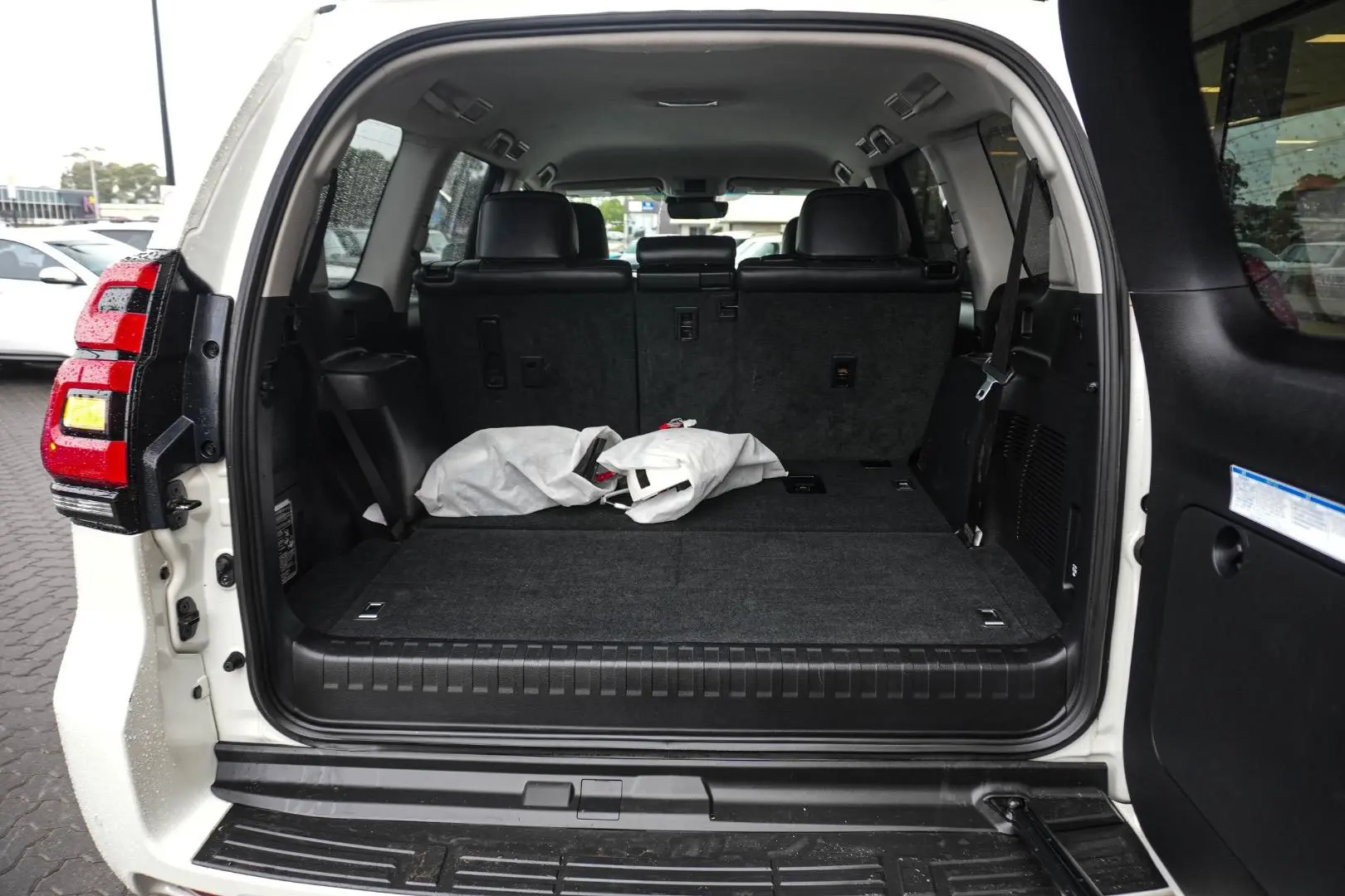 2019 Toyota Landcruiser Prado Gallery Image 13