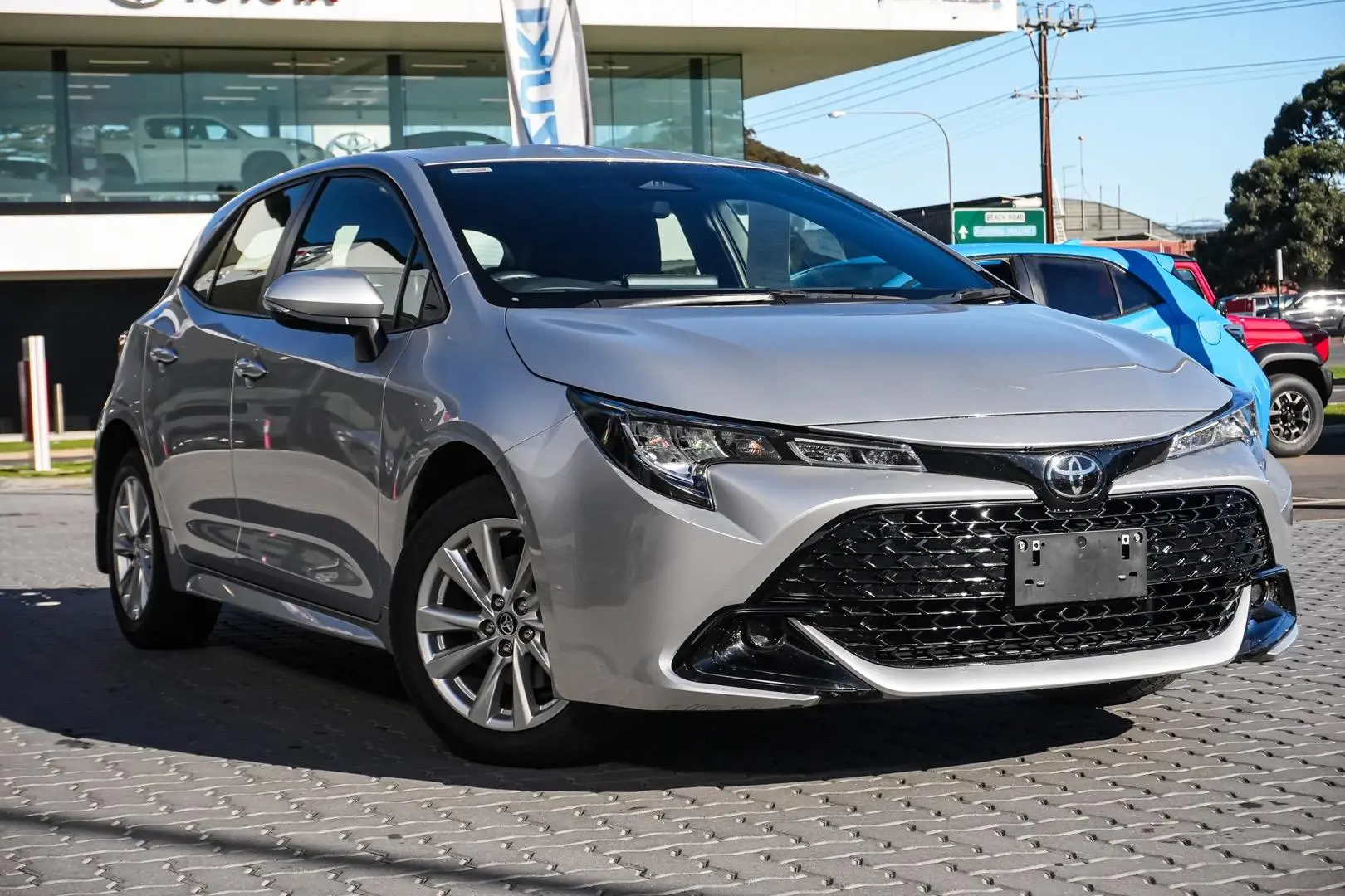 2024 Toyota Corolla Gallery Image 2