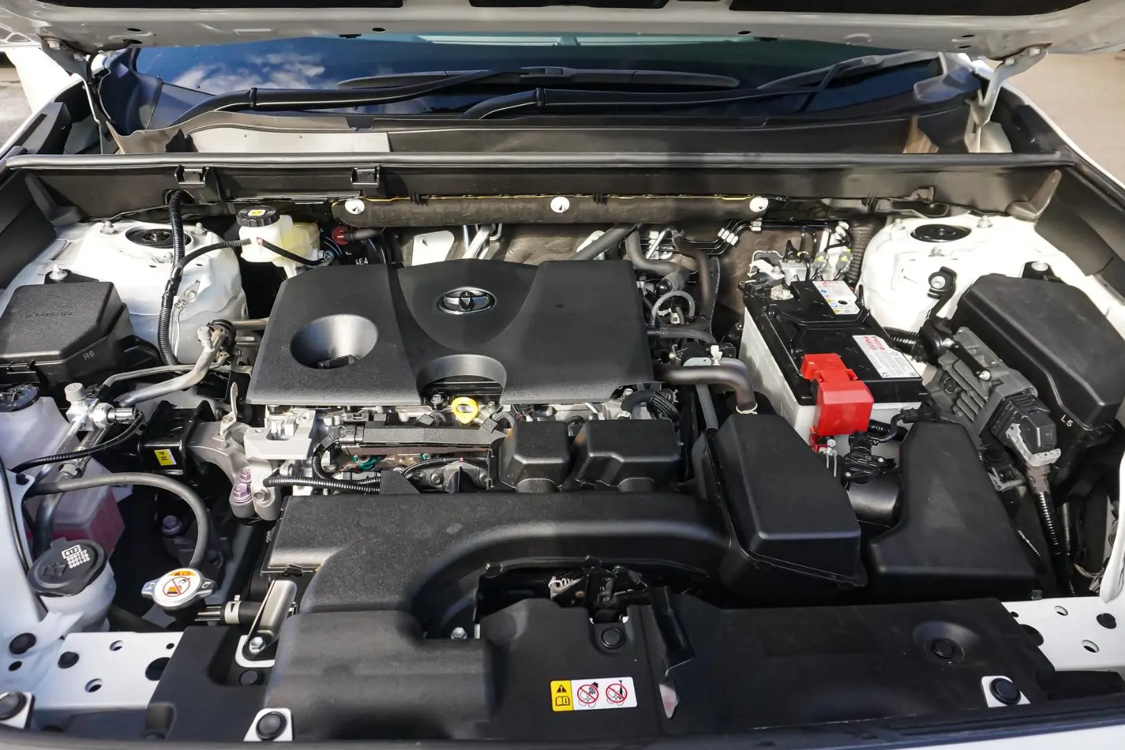 2024 Toyota RAV4 Gallery Image 22