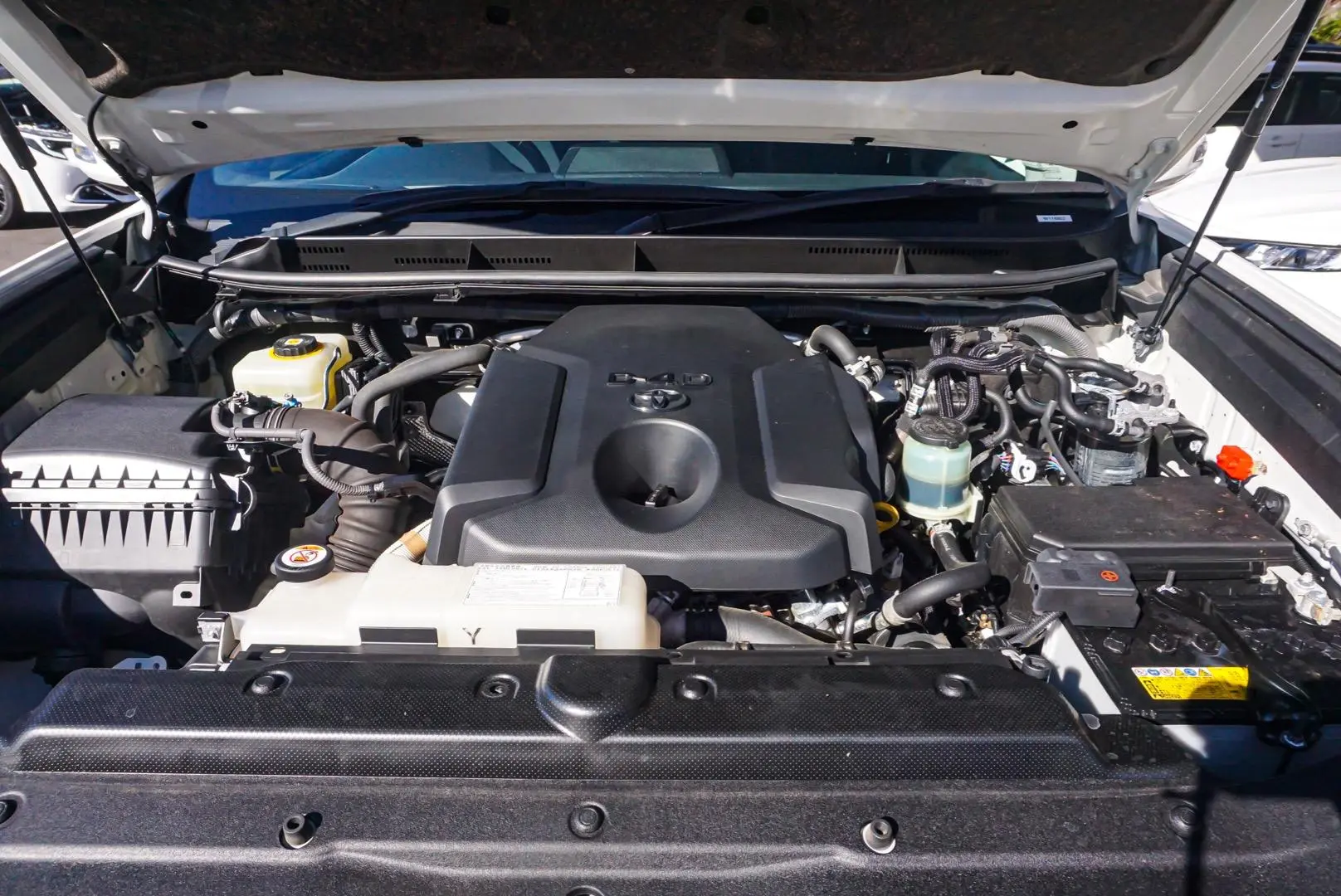 2020 Toyota Landcruiser Prado Gallery Image 22