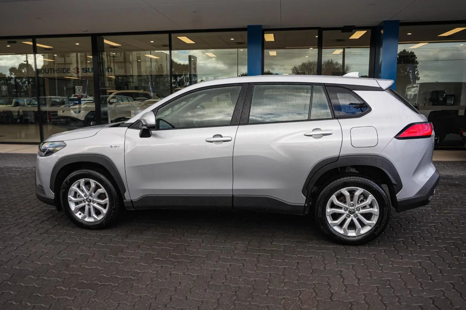 2025 Toyota Corolla Cross Gallery Image 4