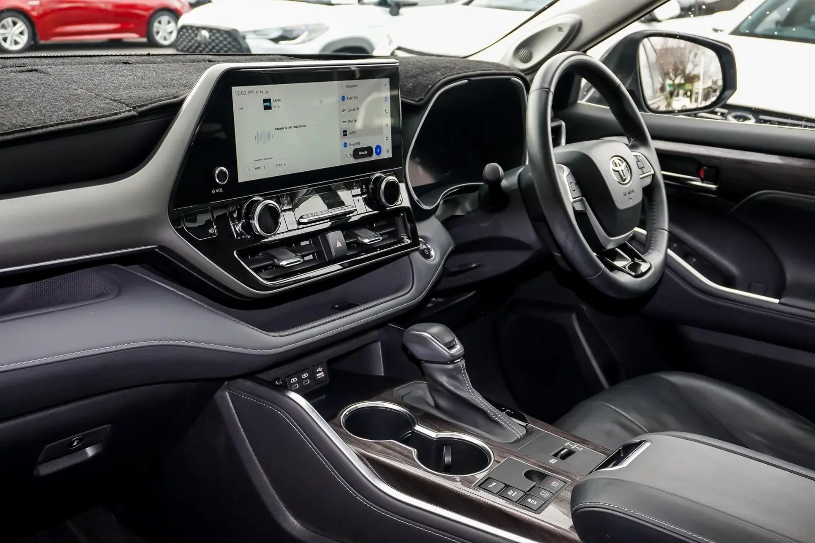 2022 Toyota Kluger Gallery Image 11