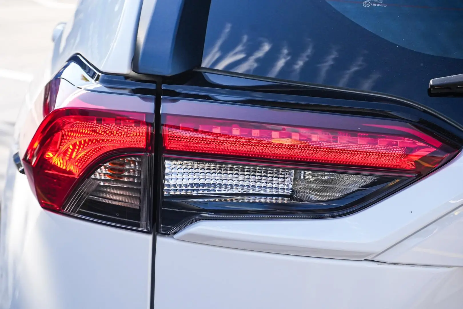 2022 Toyota RAV4 Gallery Image 13