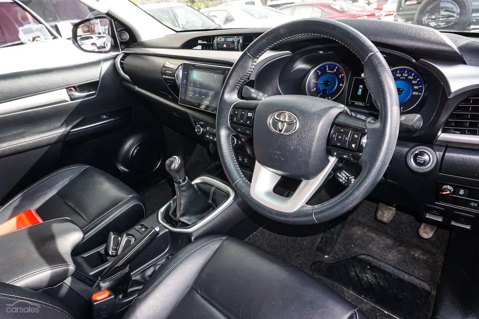 2019 Toyota Hilux Image 7