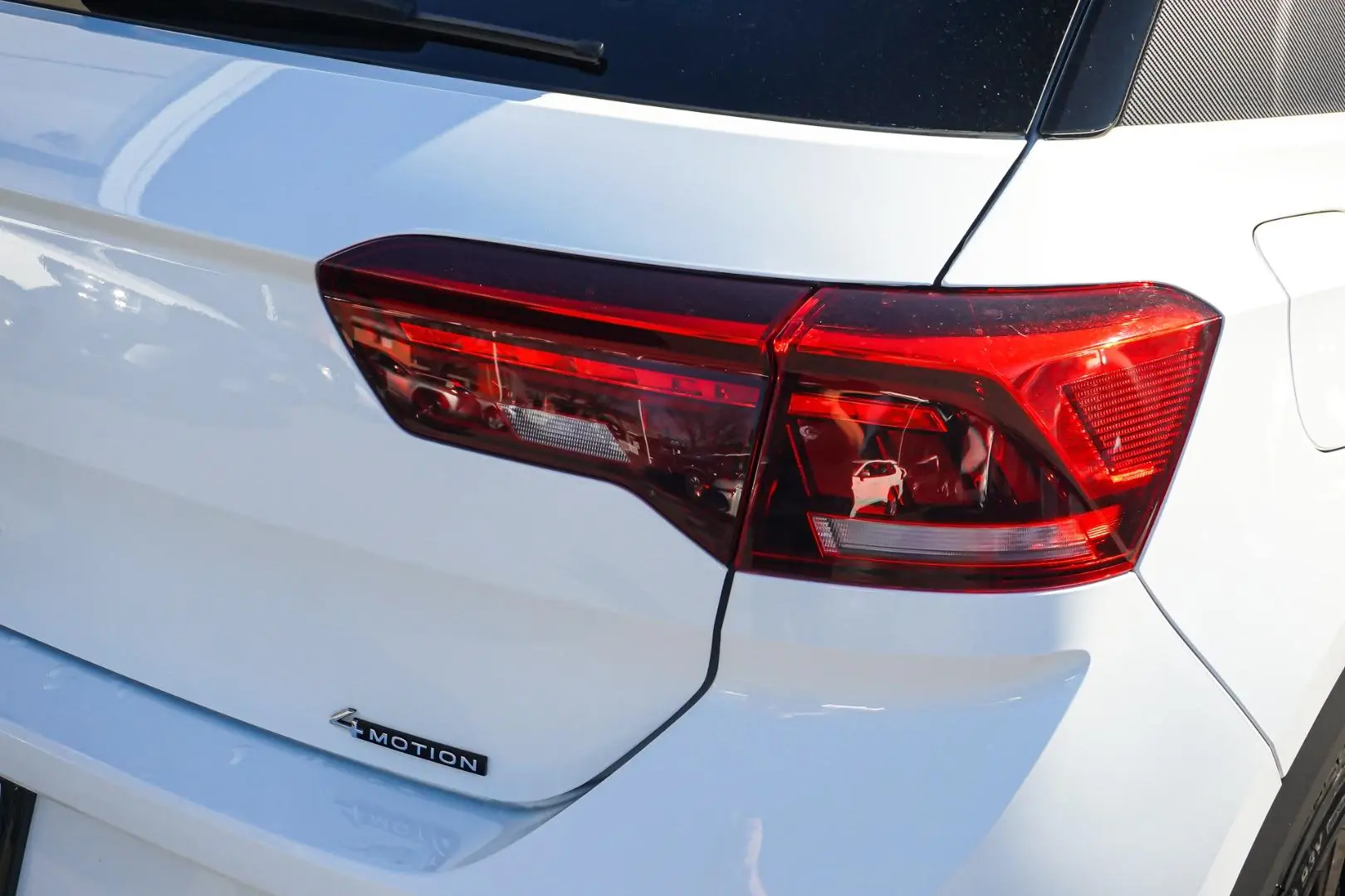 2023 Volkswagen T-Roc Gallery Image 14