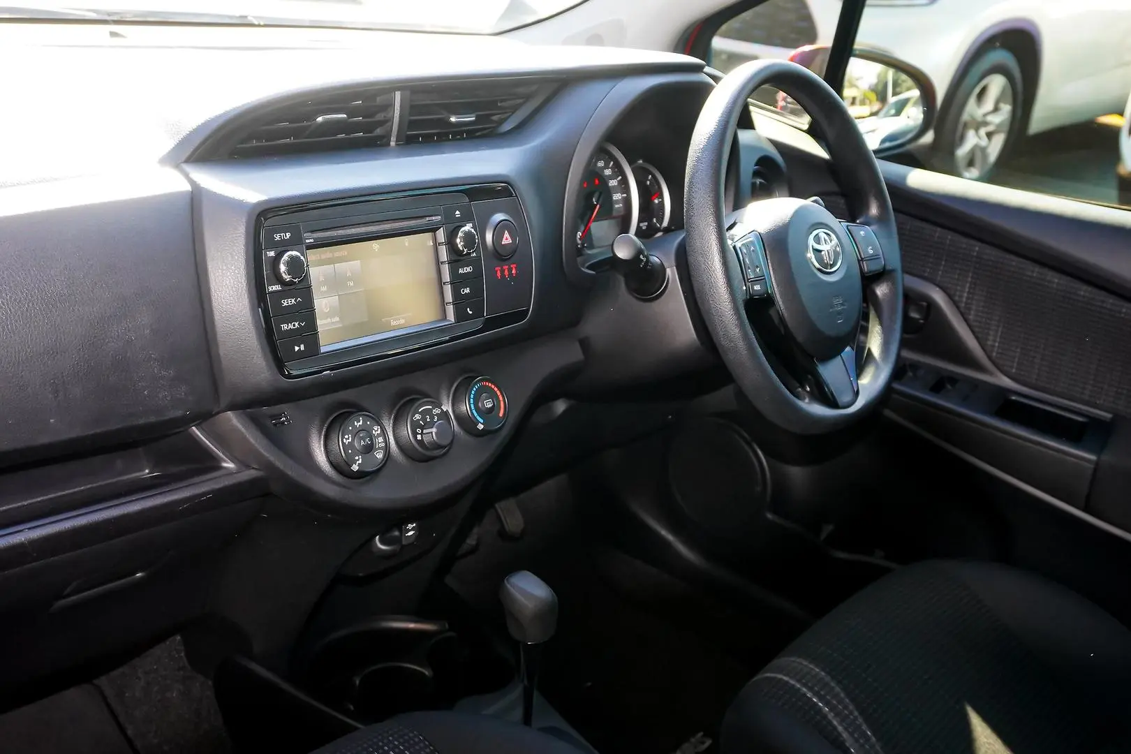 2018 Toyota Yaris Gallery Image 11