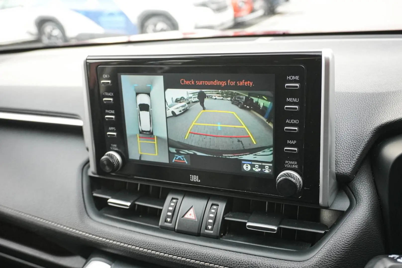 2019 Toyota RAV4 Gallery Image 23