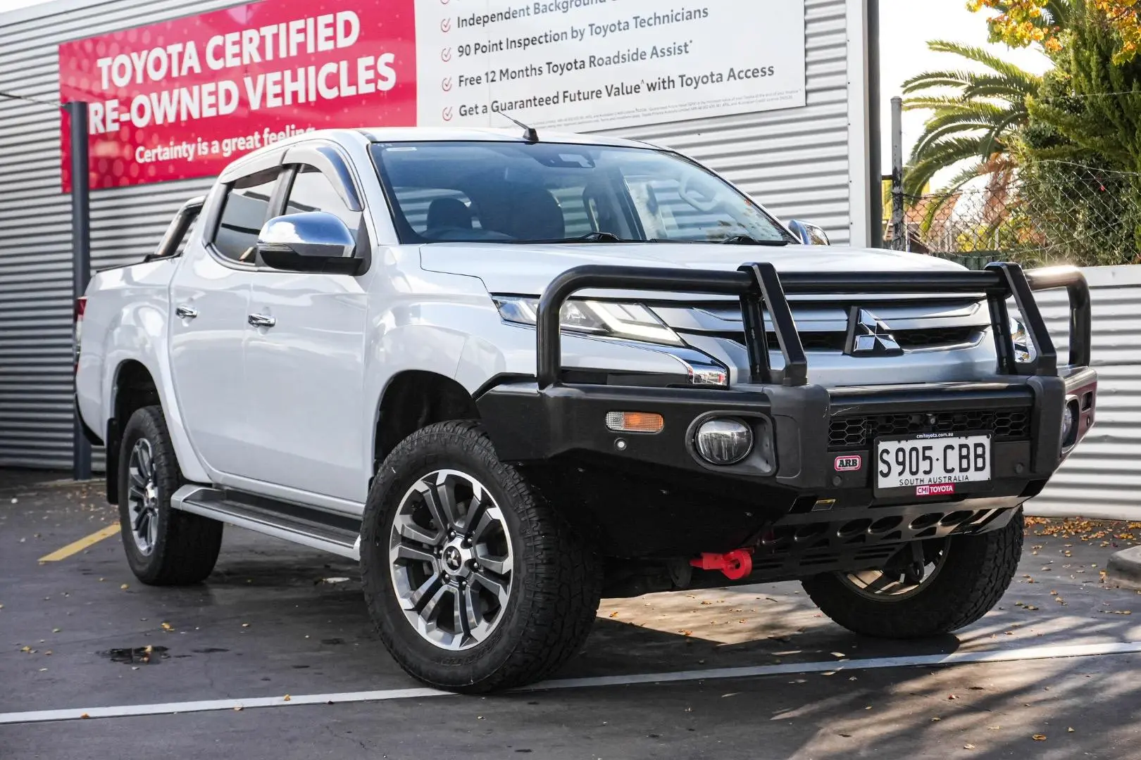2019 Mitsubishi Triton Gallery Image 2