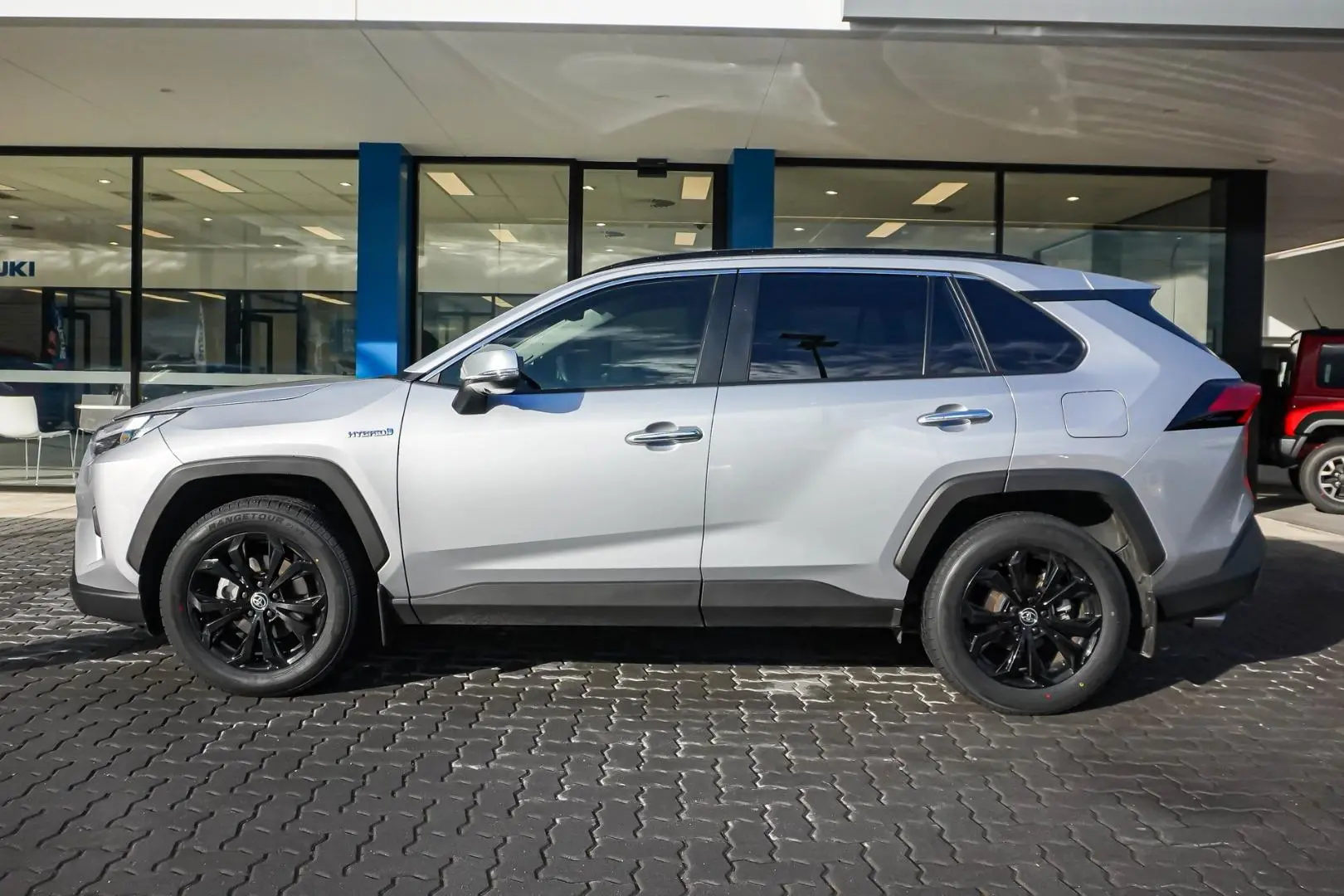 2023 Toyota RAV4 Gallery Image 4