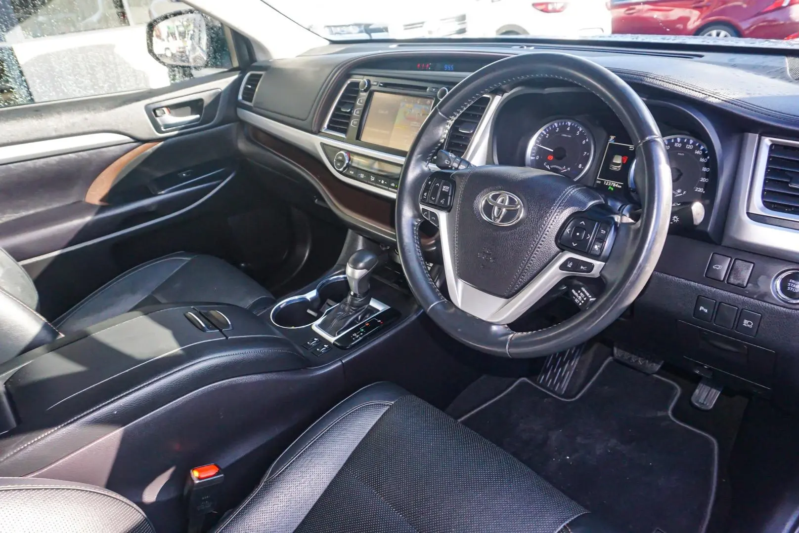 2019 Toyota Kluger Gallery Image 7