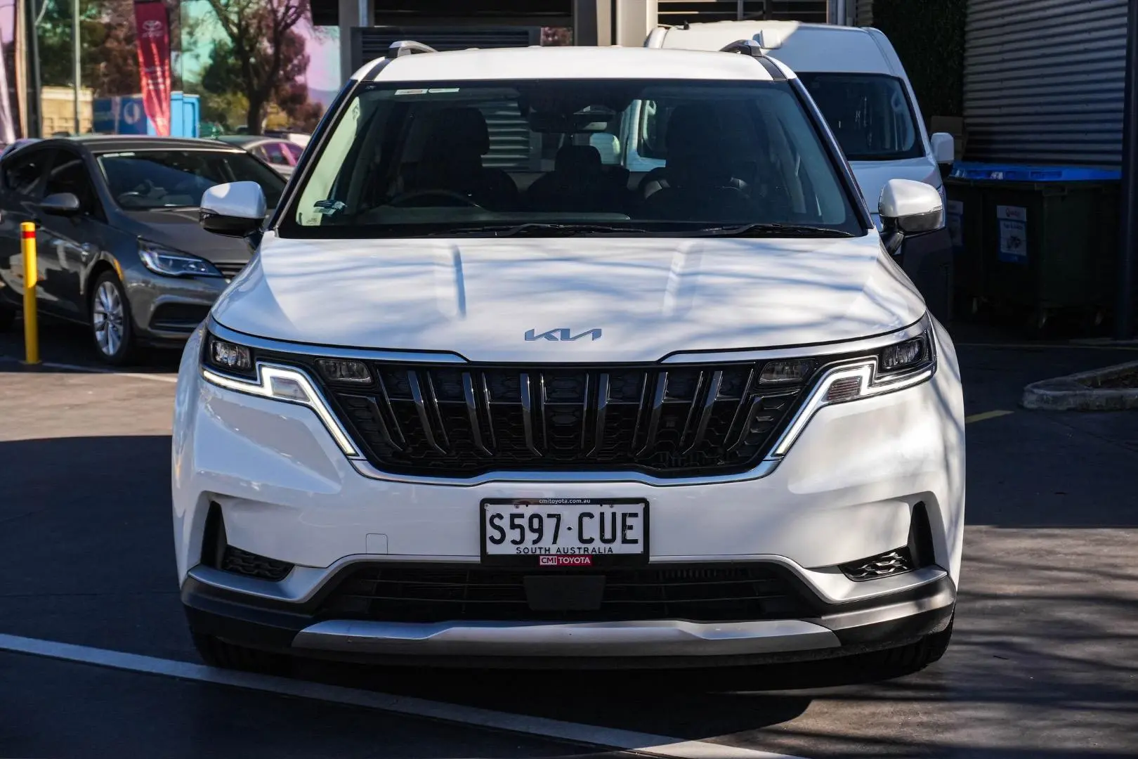 2022 Kia Carnival Gallery Image 5