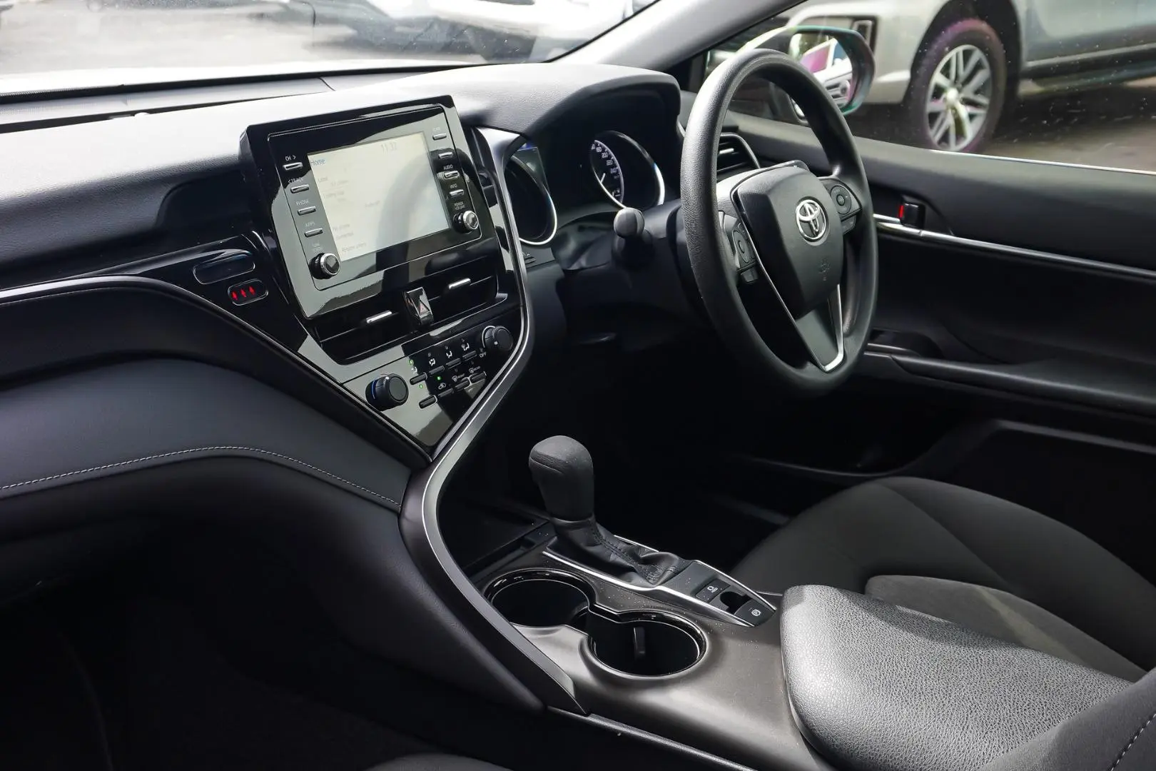 2024 Toyota Camry Gallery Image 10