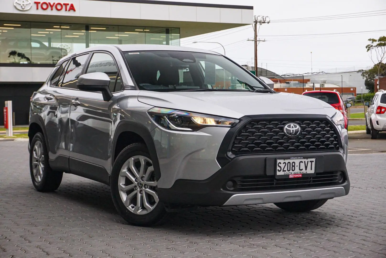 2023 Toyota Corolla Cross Gallery Image 2