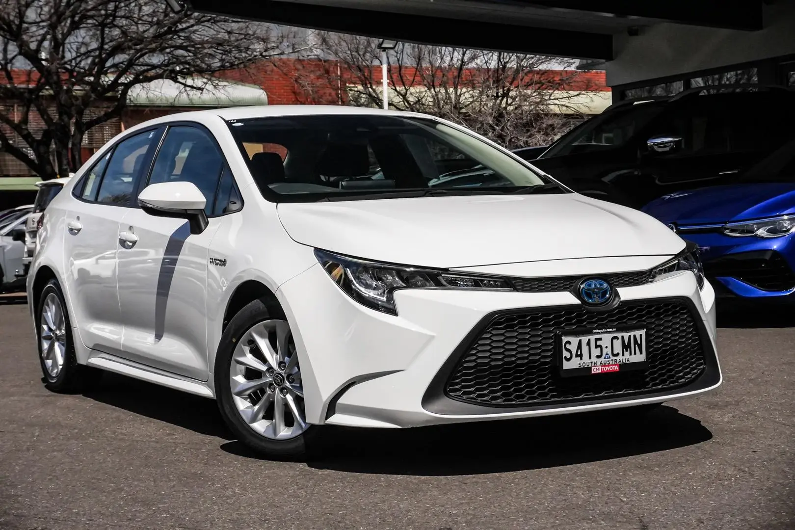 2021 Toyota Corolla Gallery Image 2