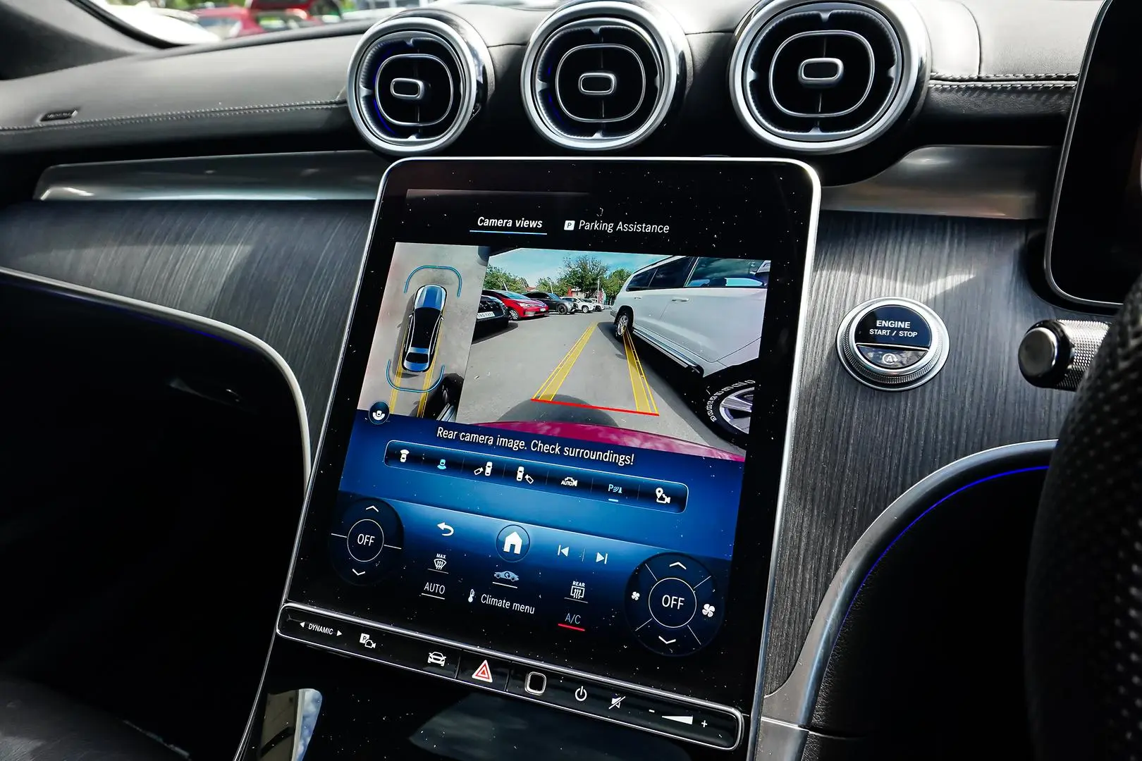 2022 Mercedes-Benz C-Class Gallery Image 25