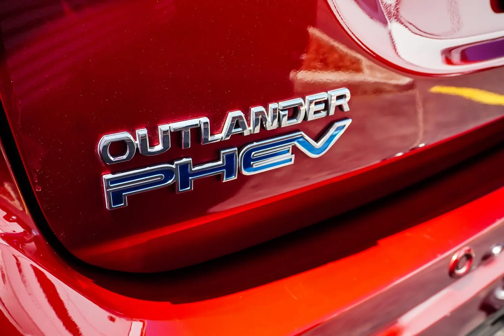 2021 Mitsubishi Outlander Gallery Image 18