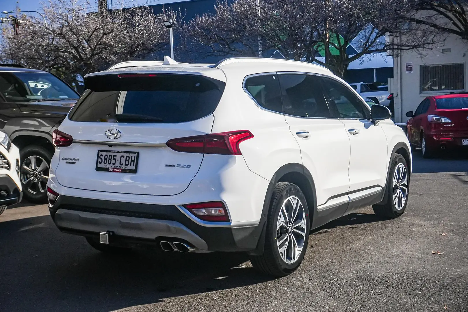 2019 Hyundai Santa Fe Gallery Image 3